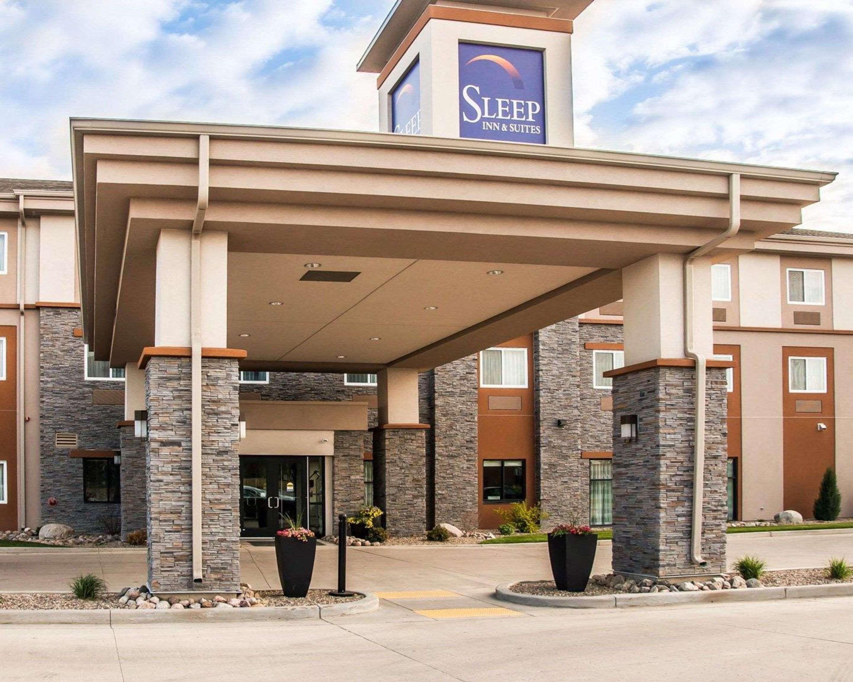 Sleep Inn & Suites Bismarck I-94 Exterior photo