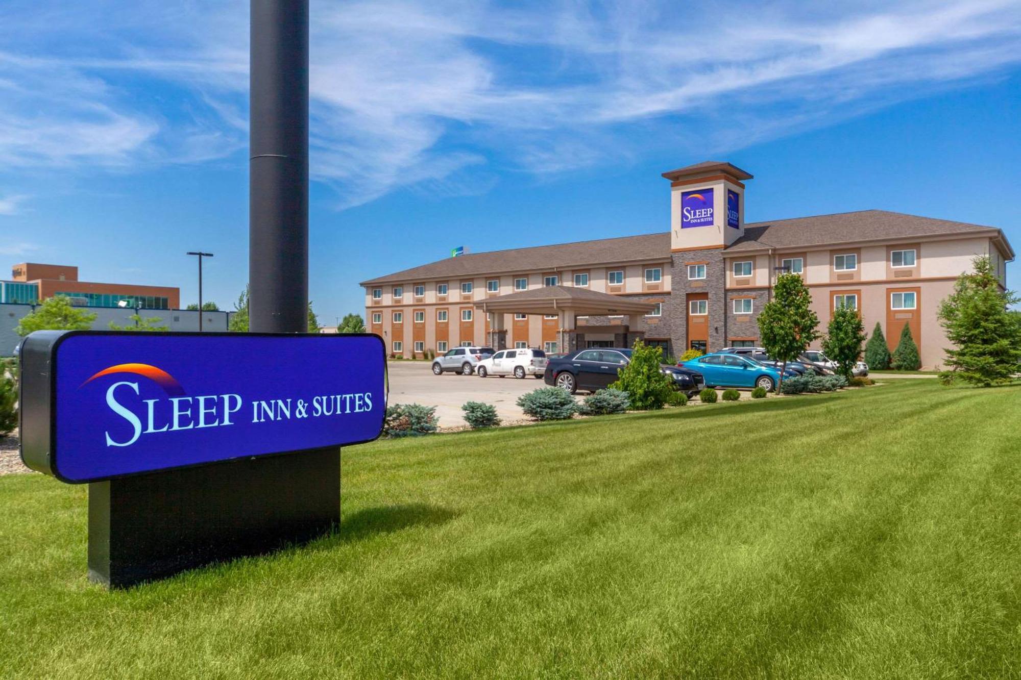 Sleep Inn & Suites Bismarck I-94 Exterior photo