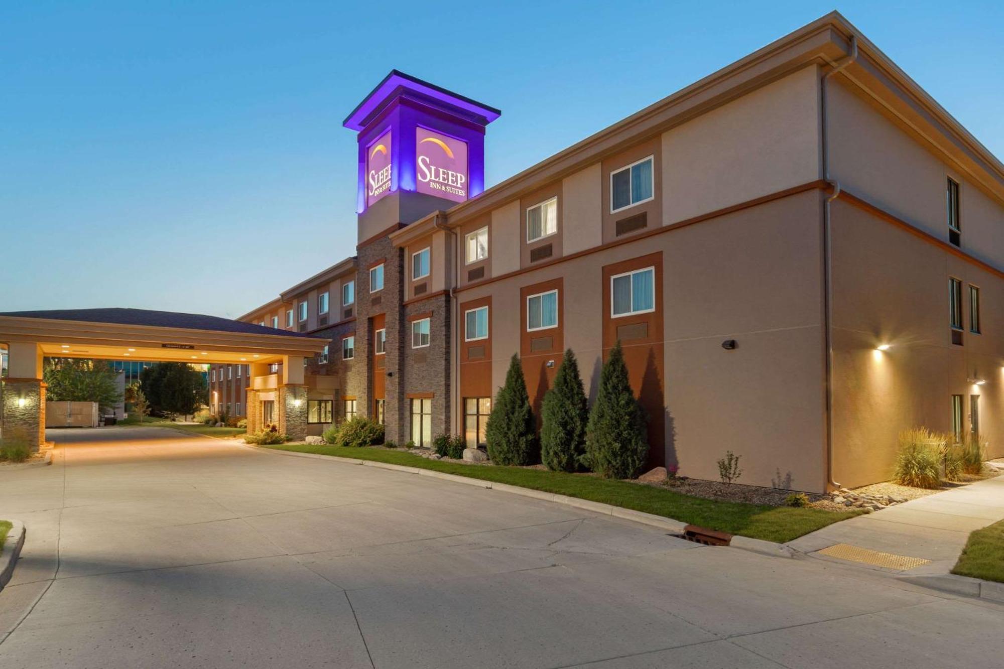 Sleep Inn & Suites Bismarck I-94 Exterior photo